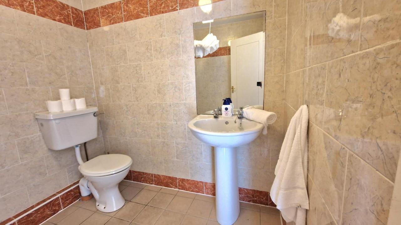 Glen Abhainn Standard Budget Accommodation Athlone Esterno foto